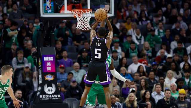 De'Aaron Fox makes history as Kings torch Suns - Vimarsana News