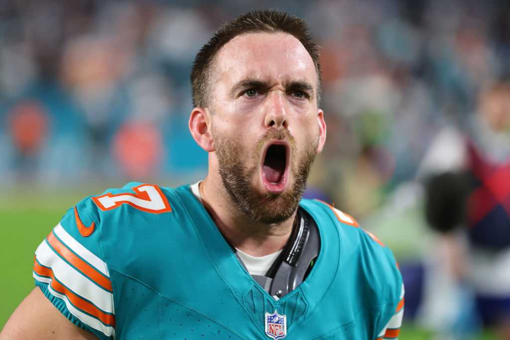 Dolphins Nip Cowboys On Jason Sanders' Last-second Field Goal, Secure ...