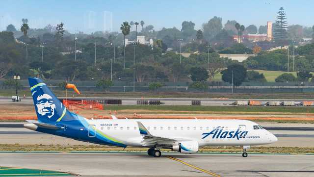 FAA orders temporary grounding of 737 MAX 9 aircraft - Vimarsana News