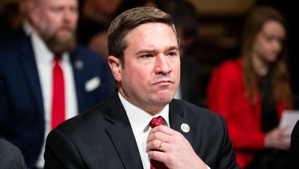 Missouri attorney general resigning to accept FBI position