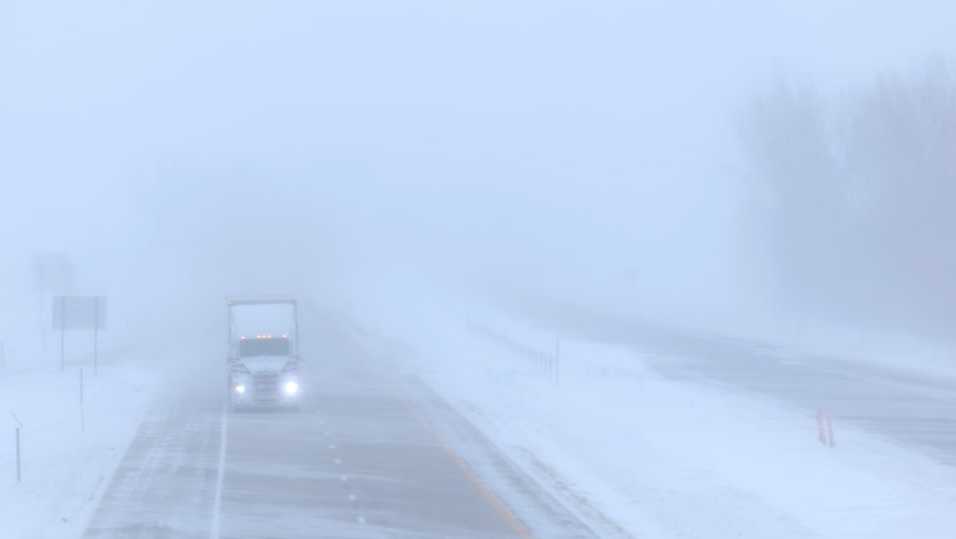 Iowa weather: High wind warning remains overnight