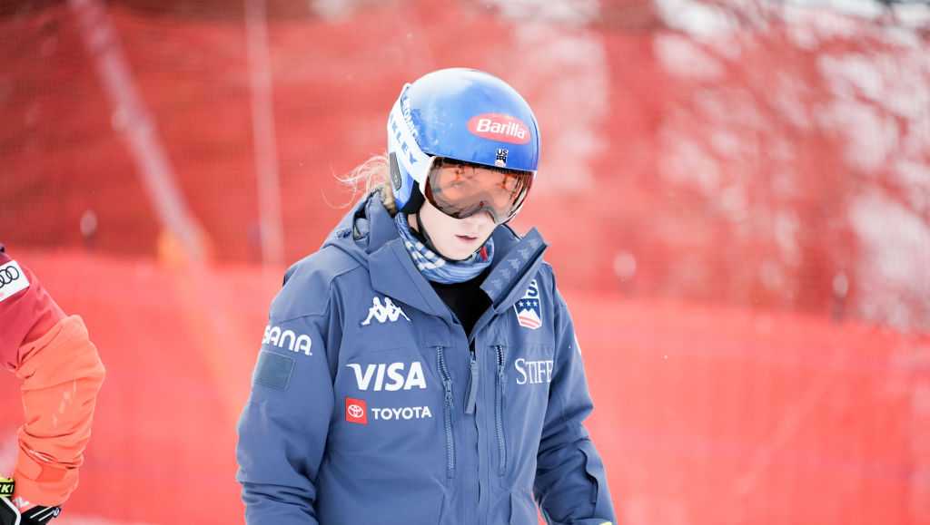 US ski star Mikaela Shiffrin hospitalized after crash on 2026 Olympics course - Vimarsana News