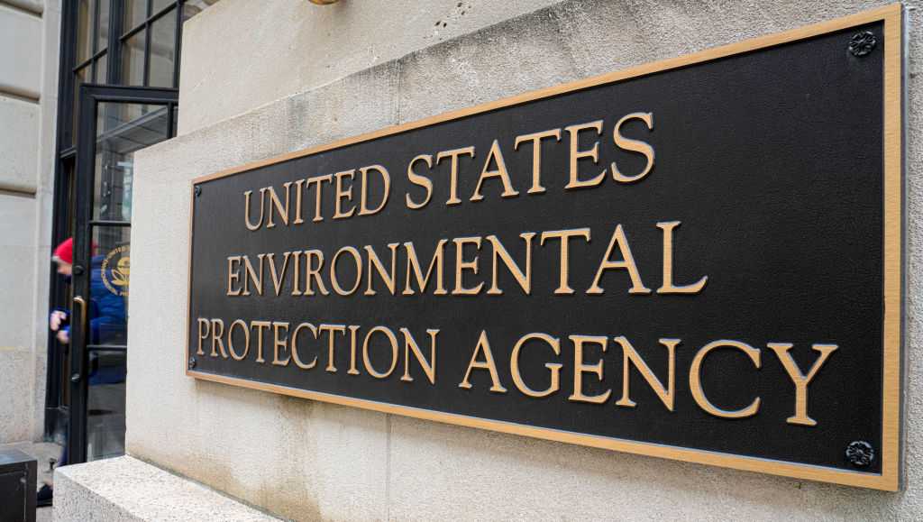 Epa Bans Asbestos A Deadly Carcinogen Still In Use Decades After A