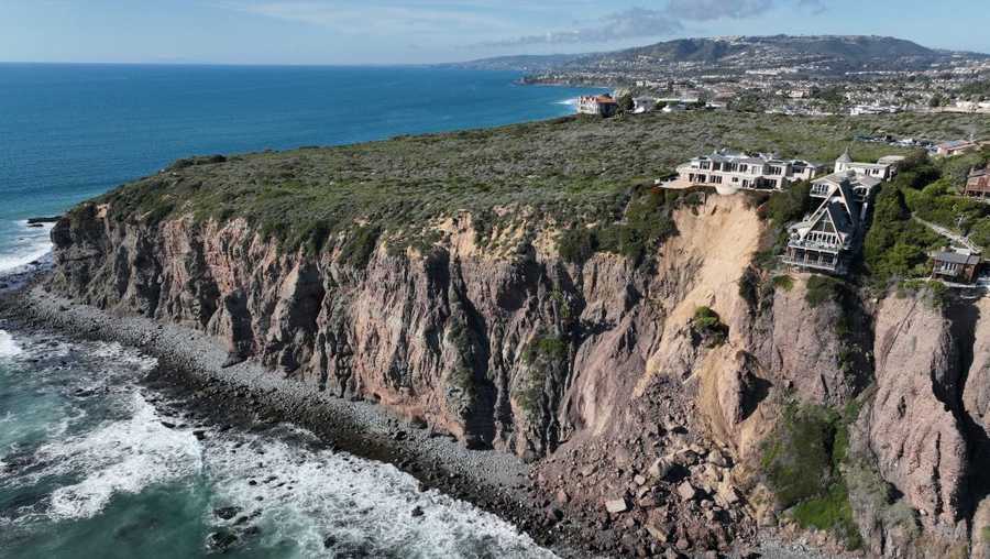 Southern California landslide leaves mansion on cliff's edge