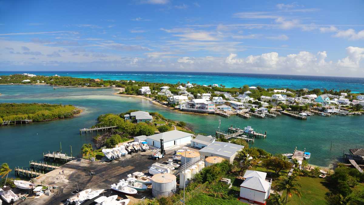 American woman missing after going overboard during Bahamas boat trip