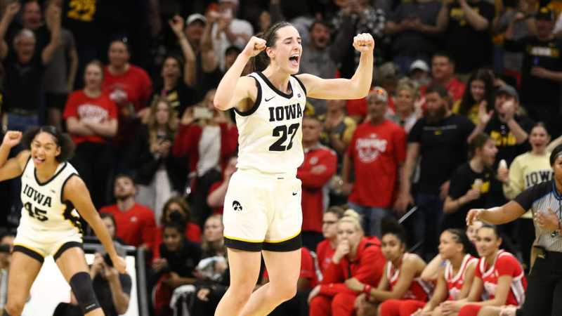 Caitlin Clark points tracker: Hawkeyes star continues to add to record total