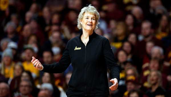MINNEAPOLIS, MINNESOTA - FEBRUARY 28: Head coach Lisa Bluder of the Iowa Hawkeyes reacts against the Minnesota Golden Gophers in the third quarter at Williams Arena on February 28, 2024 in Minneapolis, Minnesota. The Hawkeyes defeated the Golden Gophers 108-60. (Photo by David Berding/Getty Images)