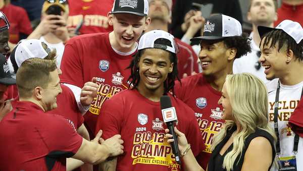 KANSAS CITY, MO - MARCH 16: Most Outstanding Player Iowa State Cyclones guard Keshon Gilbert (10) is all smiles on the podium after winning the Big 12 tournament final against the Houston Cougars on Mar 16, 2024 at T-Mobile Center in Kansas City, MO. (Photo by Scott Winters/Icon Sportswire via Getty Images)