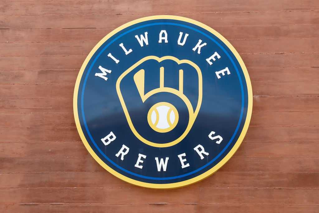 wisn.com - Sam Schmitz - Milwaukee Brewers announce broadcasting plans for 2026