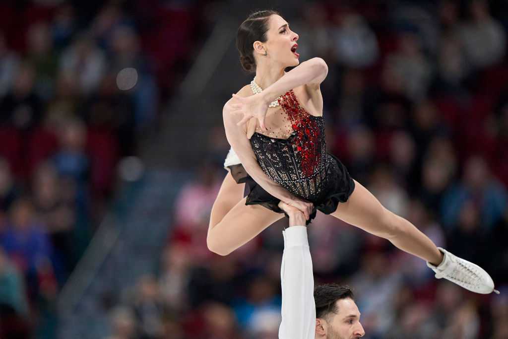 Canada's Deanna Stellato-Dudek Becomes Oldest Female Figure Skater To ...