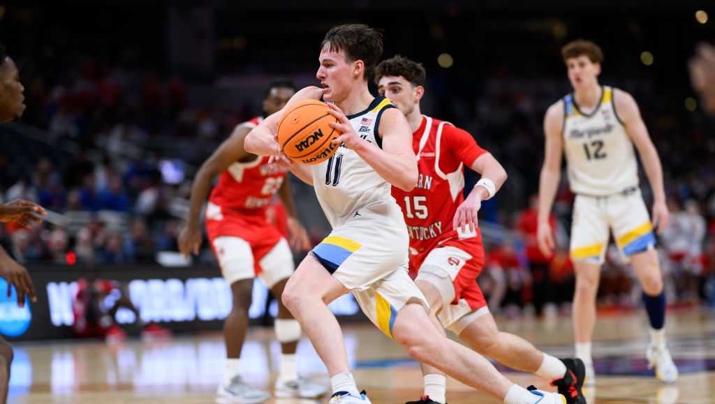Jones, Kolek Lead #2 Marquette to victory over #15 Western Kentucky in NCAA Tournament - Vimarsana News