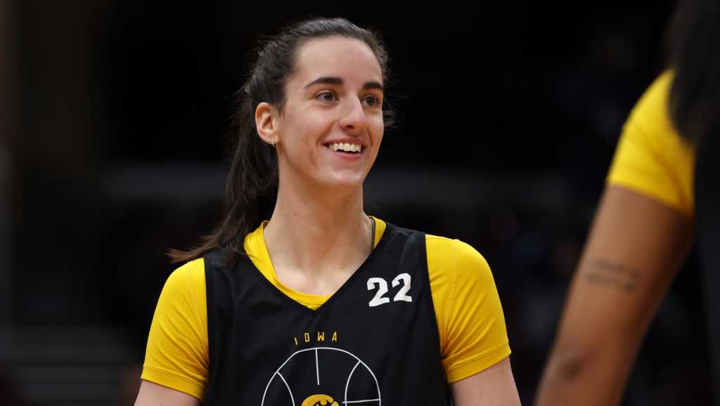 WNBA draft: Caitlin Clark expected to be No. 1 pick by Indiana Fever - Vimarsana News