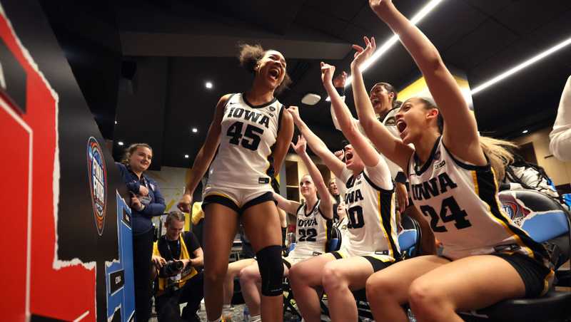 Live blog: Follow Hawkeyes updates all day on championship Sunday