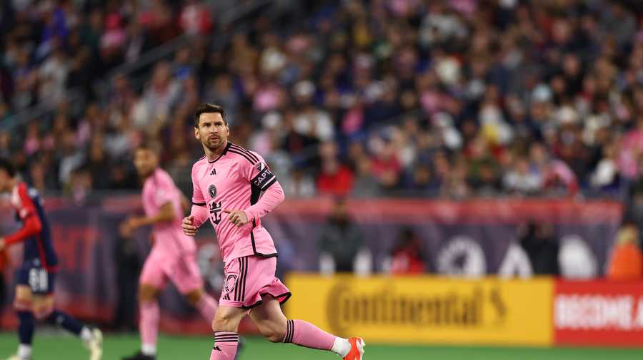 65K fans at Gillette Stadium watch Lionel Messi score twice