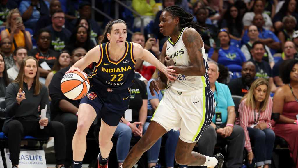 Caitlin Clark's WNBA debut: Former Iowa star scores 21 in first ...