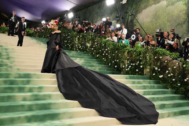 NUEVA YORK, NUEVA YORK - 6 DE MAYO: Zendaya asiste a la Gala Met 2024 celebrando "Bellas Durmientes: Reawakening Fashion"  en el Museo Metropolitano de Arte el 6 de mayo de 2024 en la ciudad de Nueva York.  (Foto de Dia Dipasupil/Getty Images)