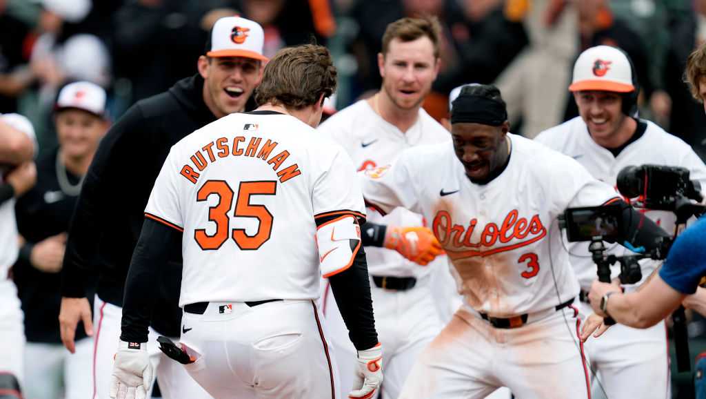 Adley Rutschman's walk-off two-run homer lifts Orioles past Toronto, 3-2 - Vimarsana News