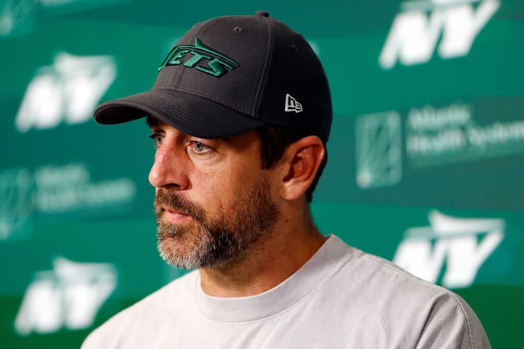 Aaron Rodgers donates money to help Thompson Fire evacuees