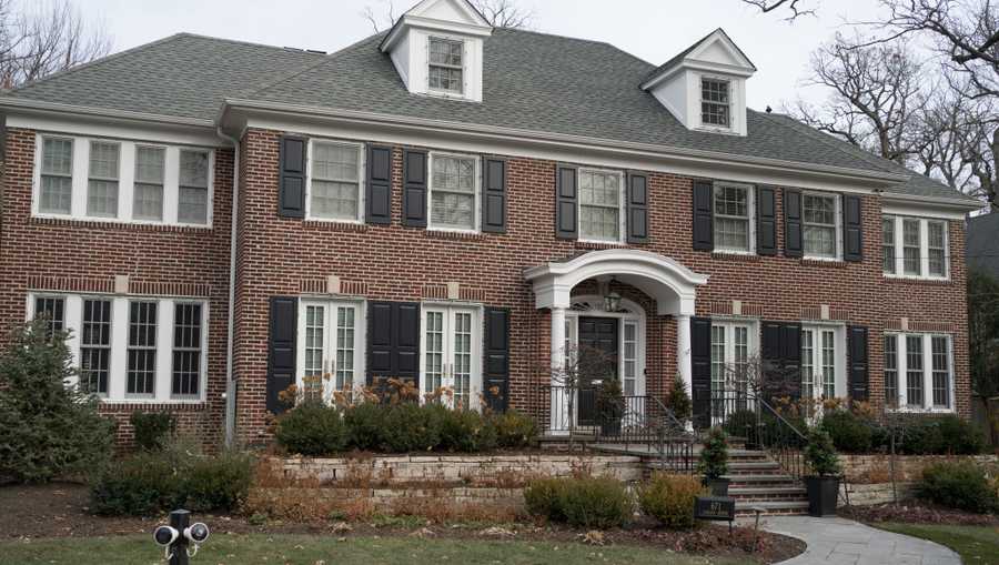 WINNETKA, IL - NOVEMBER 27: Security cameras are installed at the house featured in the movie &quot;Home Alone&quot; in Winnetka, Illinois on Nov. 27, 2021. (Photo by Youngrae Kim for The Washington Post via Getty Images)