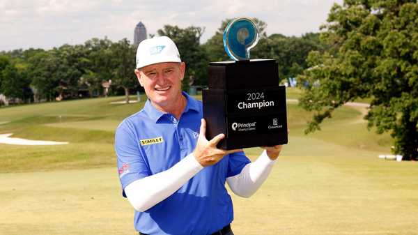 DES MOINES, IOWA - JUNE 02: Ernie Els of South Africa celebrates with the trophy after the final round of the Principal Charity Classic at Wakonda Club on June 02, 2024 in Des Moines, Iowa. (Photo by David Berding/Getty Images)