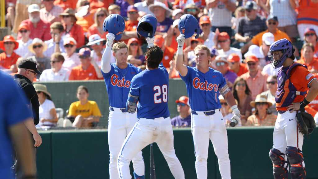 Florida Gators heading to College World Series after win against Clemson - Vimarsana News