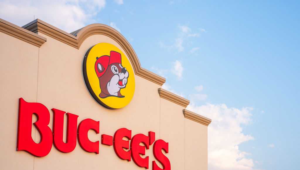 Portion of Village West Parkway to temporarily shut down due to Buc-ee’s-related construction