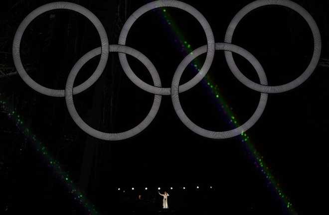 Canadian&#x20;singer&#x20;Celine&#x20;Dion&#x20;performs&#x20;on&#x20;the&#x20;Eiffel&#x20;Tower&#x20;during&#x20;the&#x20;opening&#x20;ceremony&#x20;of&#x20;the&#x20;Paris&#x20;2024&#x20;Olympic&#x20;Games&#x20;in&#x20;Paris&#x20;on&#x20;July&#x20;26,&#x20;2024.&#x20;&#x28;Photo&#x20;by&#x20;Jeff&#x20;PACHOUD&#x20;&#x2F;&#x20;AFP&#x29;&#x20;&#x28;Photo&#x20;by&#x20;JEFF&#x20;PACHOUD&#x2F;AFP&#x20;via&#x20;Getty&#x20;Images&#x29;