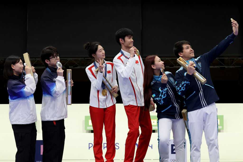 1st gold medal: China defeats South Korea in mixed team air rifle shooting at 2024 Olympics