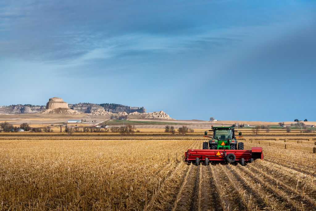 ‘Increasing our losses’: War in Iran pinches Nebraska farmers as they prepare for spring planting