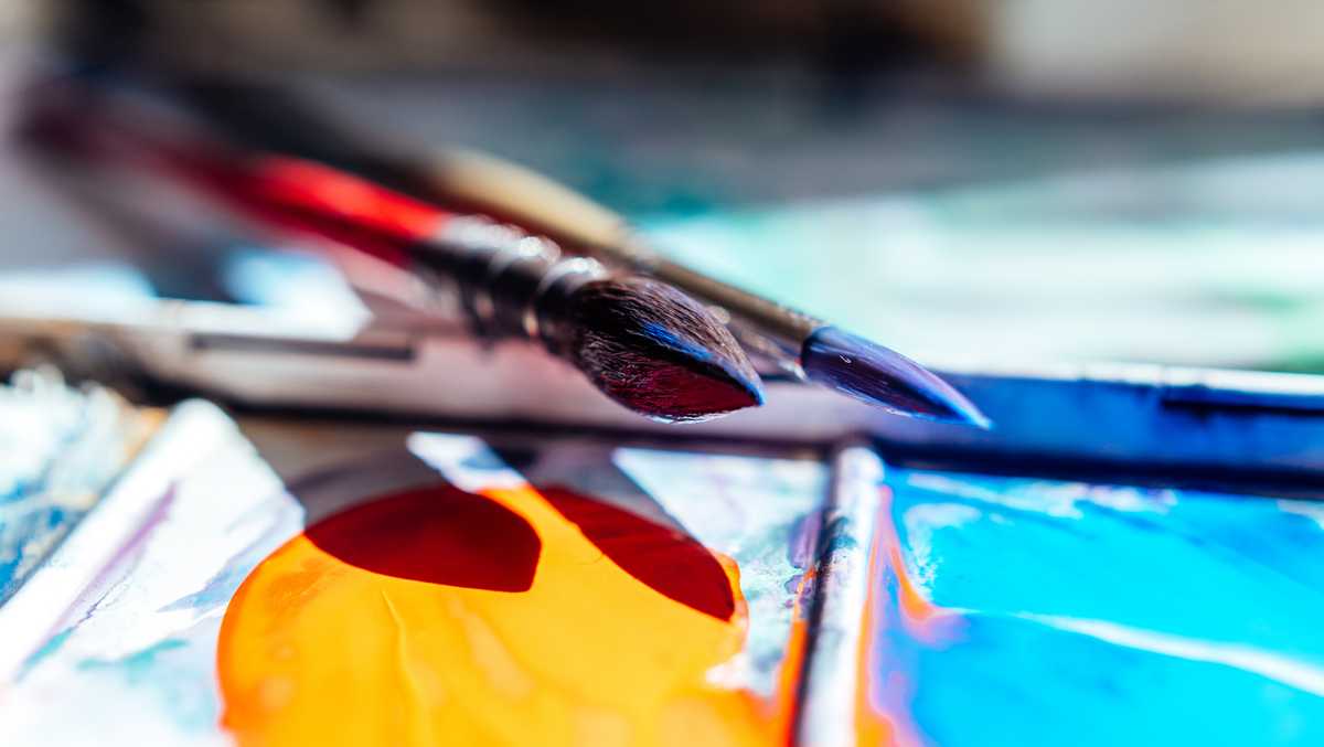 Art Lovers: 'Art Throwdown'