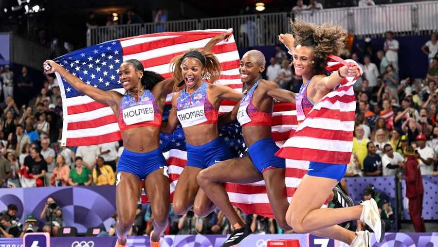 Watch U.S. women's 4x400m relay dominates for Olympic gold