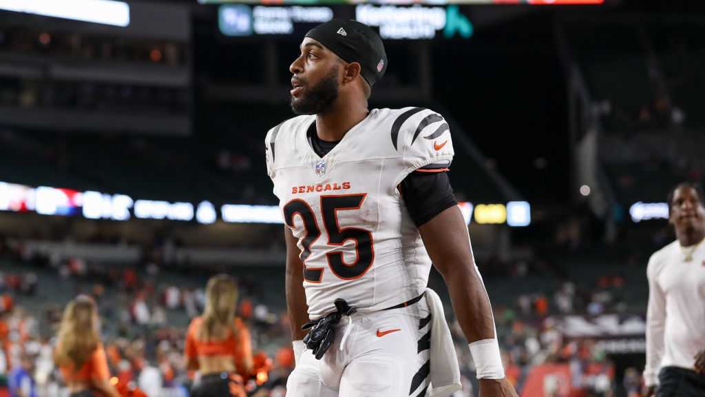 Bengals running back expected to miss season after knee injury