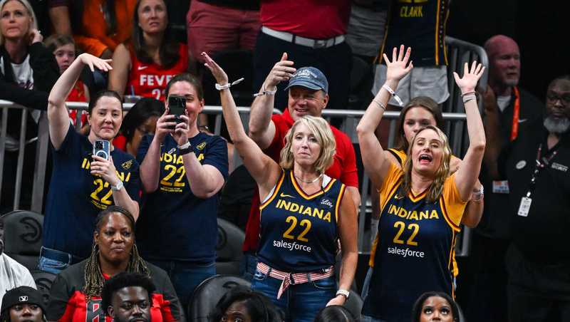 Caitlinmania: Caitlin Clark helps Indiana Fever shatter ticket records