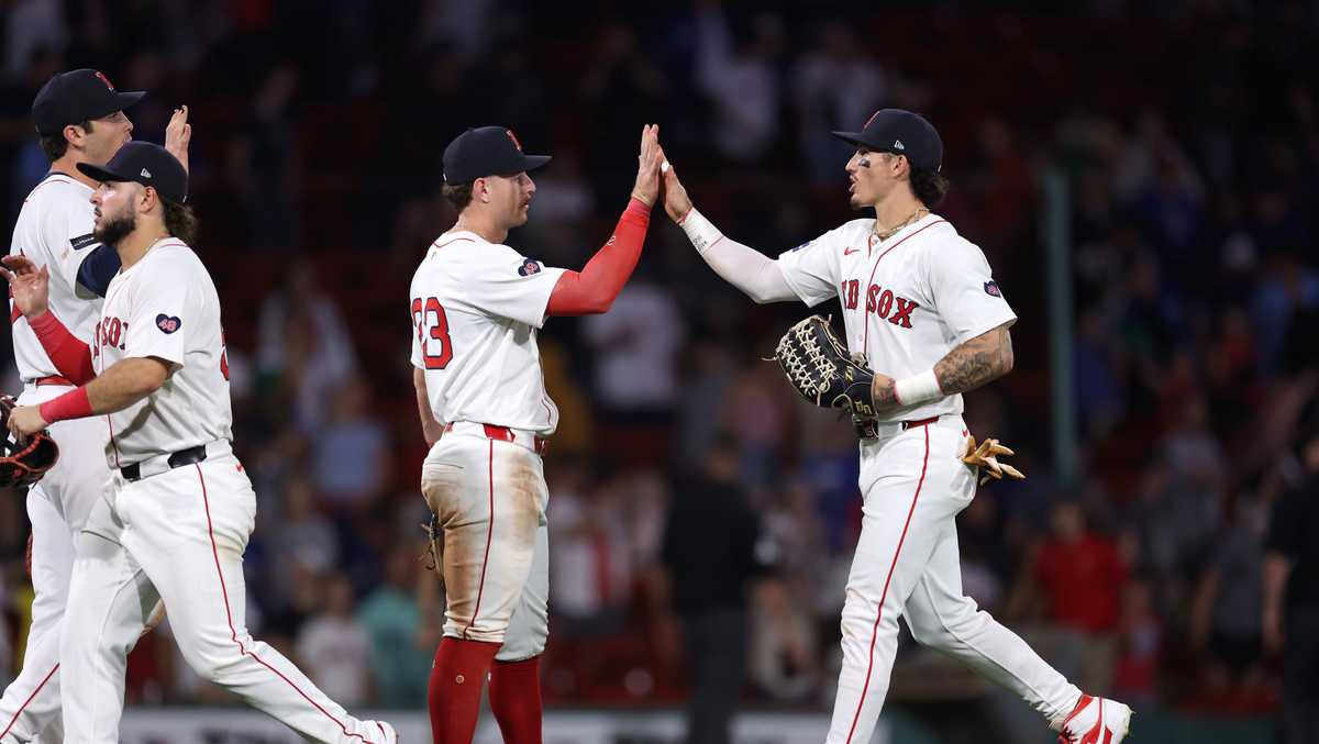 Duran hits 20th homer, Red Sox stop skid