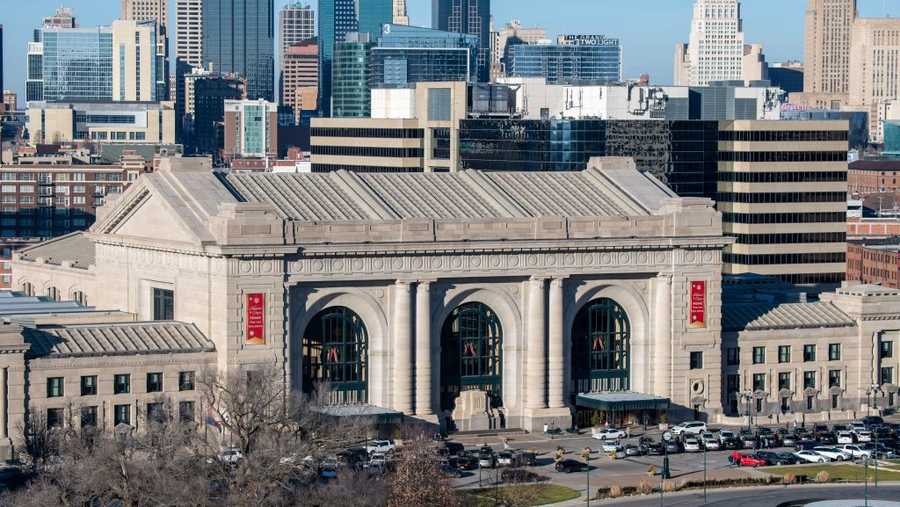 Kansas City, Missouri. Kansas City skyline with Union Station. Union Station has permanent &amp; temporary exhibits, a planetarium &amp; a science center. (Photo by: Michael Siluk/UCG/Universal Images Group via Getty Images)