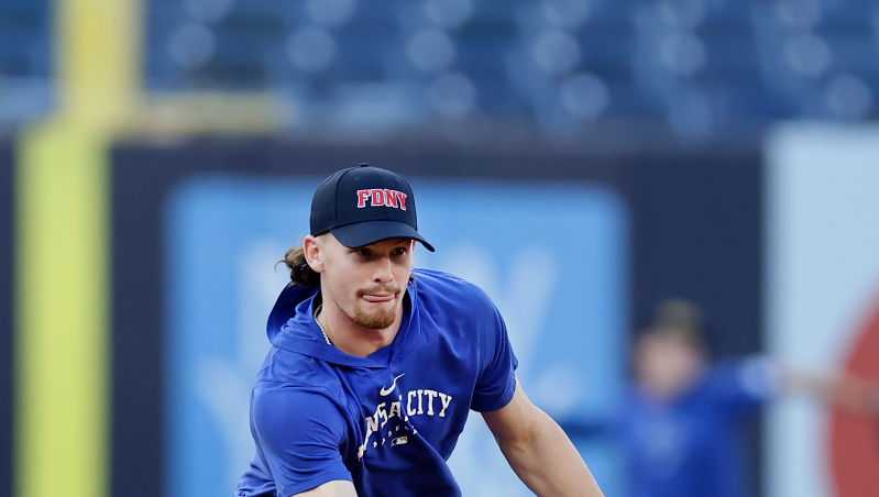 Kansas City Royals and Yankees Pay Tribute to 9/11 Heroes