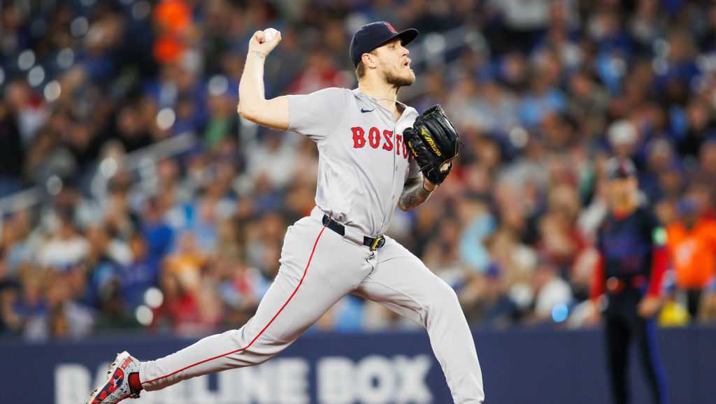 Red Sox Defeat Blue Jays 6-4 in Extras