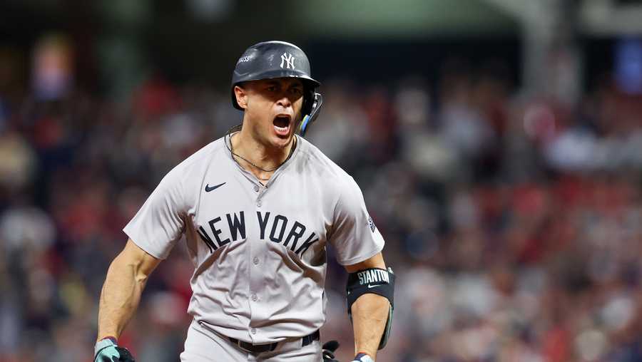 New York Yankees defeat Cleveland, advance to World Series