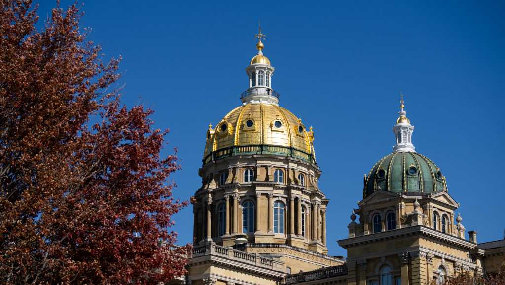 Property taxes, eminent domain debate to return in 2026 Iowa legislative session