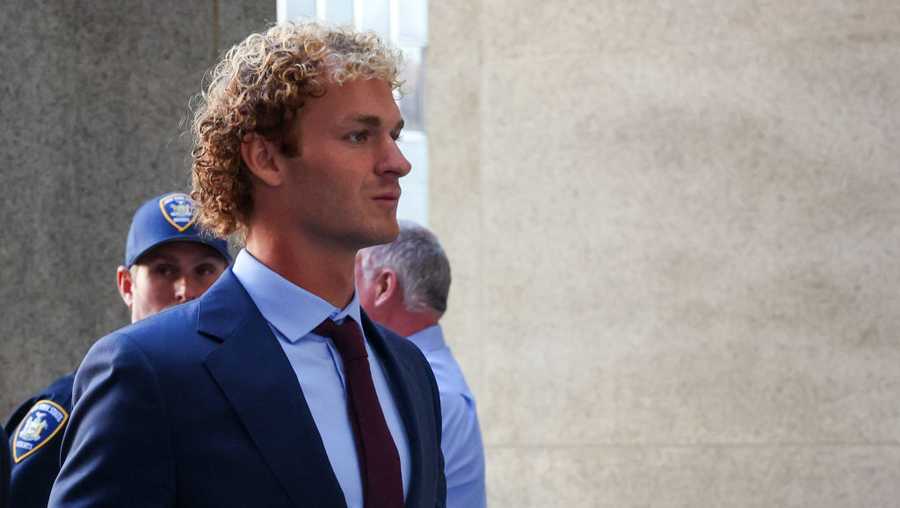 Marine veteran Daniel Penny goes on trial in NYC subway chokehold death