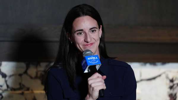 BELLEAIR, FL - NOVEMBER 12: Indiana Fever guard Caitlin Clark speaks at a press conference held on November 12, 2024, before the LPGA The ANNIKA driven by Gainbridge at Pelican Golf Club in Belleair, Florida. (Photo by Brian Spurlock/Icon Sportswire via Getty Images)