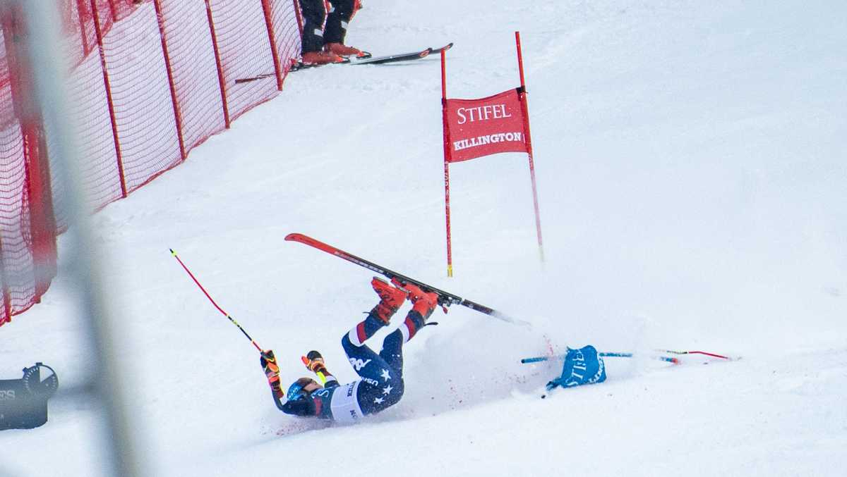Mikaela Shiffrin crashes going for her 100th career win in Killington