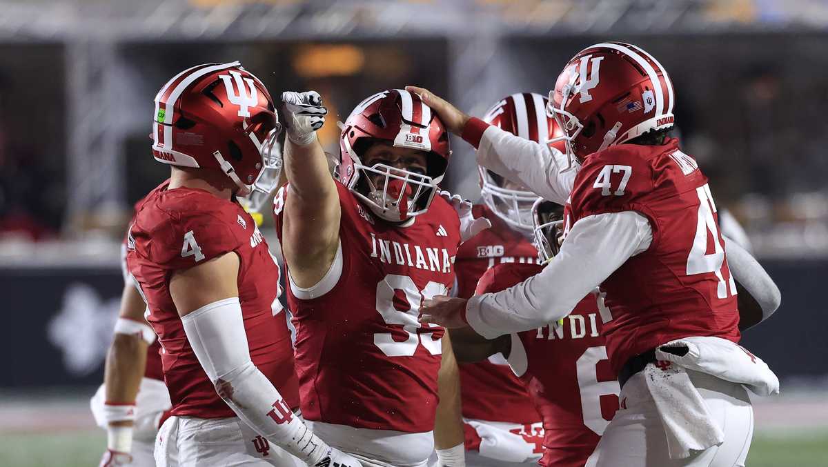 Indiana Football Defeats Purdue 66-0