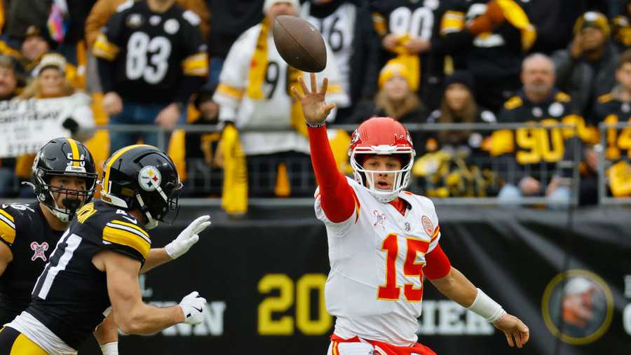 Chiefs clinch AFC's top seed with 29-10 win in Pittsburgh