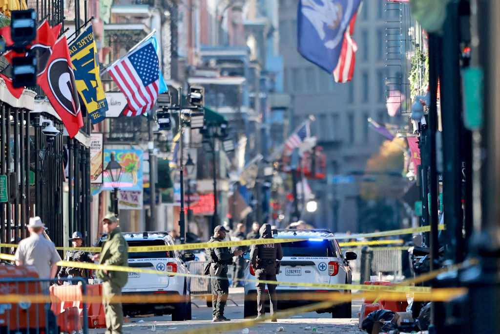 <a href="https://www.kmbc.com/article/iraq-arrests-isis-suspect-new-orleans-attack/64621429" target="_blank">Iraqi authorities arrest ISIS suspect linked to New Orleans attack</a>