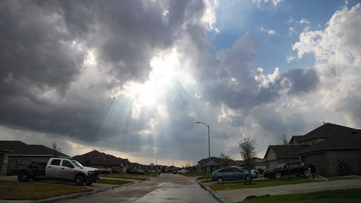 Storms blamed for at least four deaths across the South