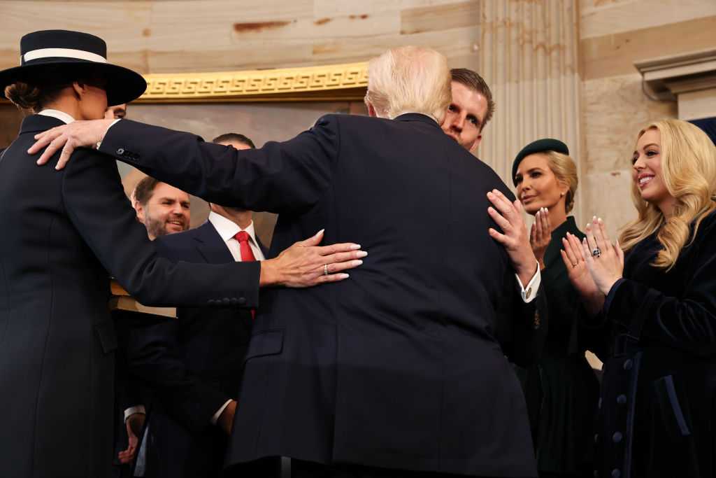 <a href="https://www.kmbc.com/article/trump-family-circle-looks-different-return-to-white-house/63464122" target="_blank">Trump’s family circle has a different look as he returns to the White House</a>