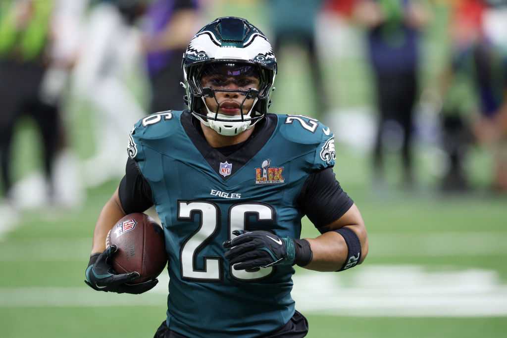 Eagles' Saquon Barkley announced as Madden NFL 26 cover athlete - WGAL