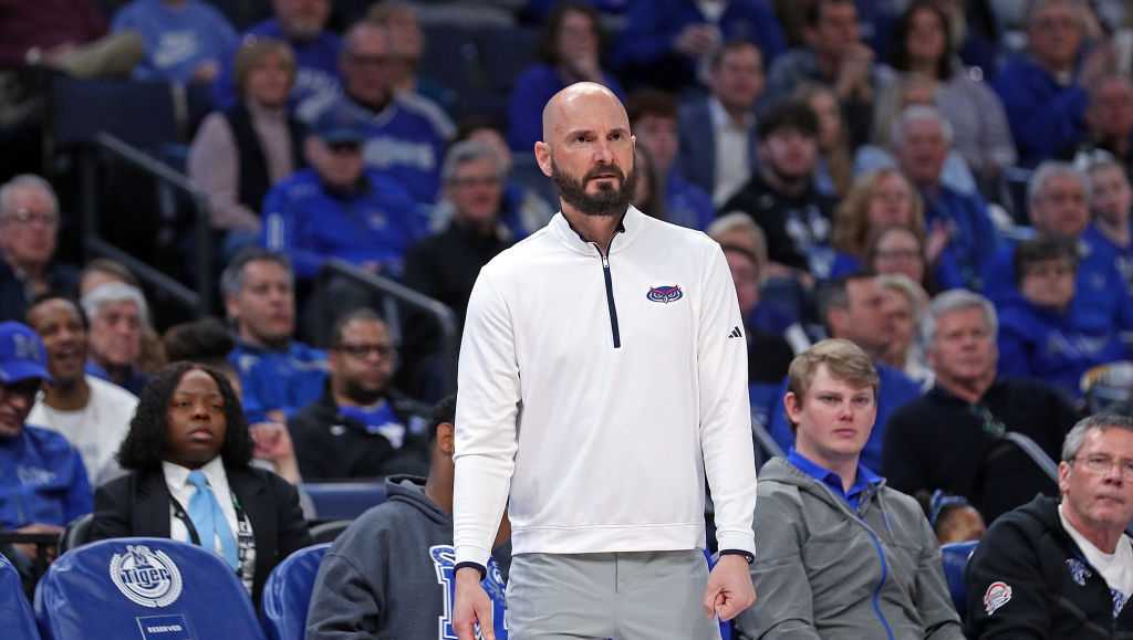 Cayden Charles scores 16 to lead St. Bonaventure past Florida Atlantic