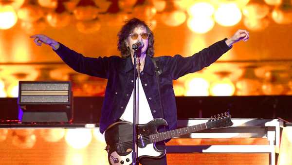 TEMPE, ARIZONA - FEBRUARY 22: Beck performs during Innings Festival 2025 at Tempe Beach & Arts Park on February 22, 2025 in Tempe, Arizona. (Photo by Tim Mosenfelder/WireImage)